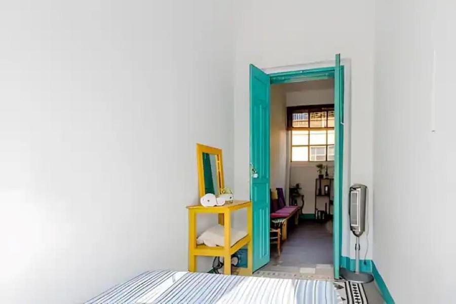 1 Guadalajara Corazon Del Centro Historico Hospedate En Una Casa Antigua En Una Habitacion Sencilla Con Areas Comunes Y Banos Compartidas Eksteriør billede